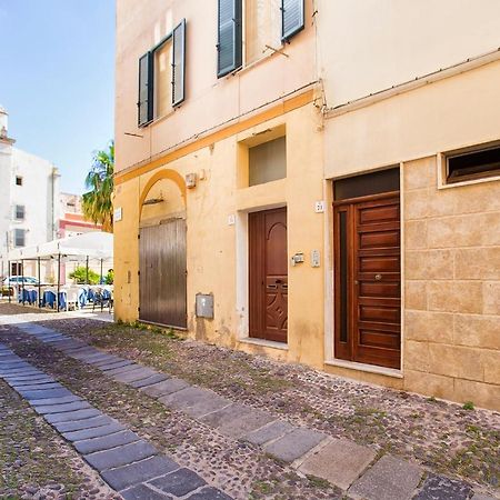 Alghero P.Umberto Old Town מראה חיצוני תמונה