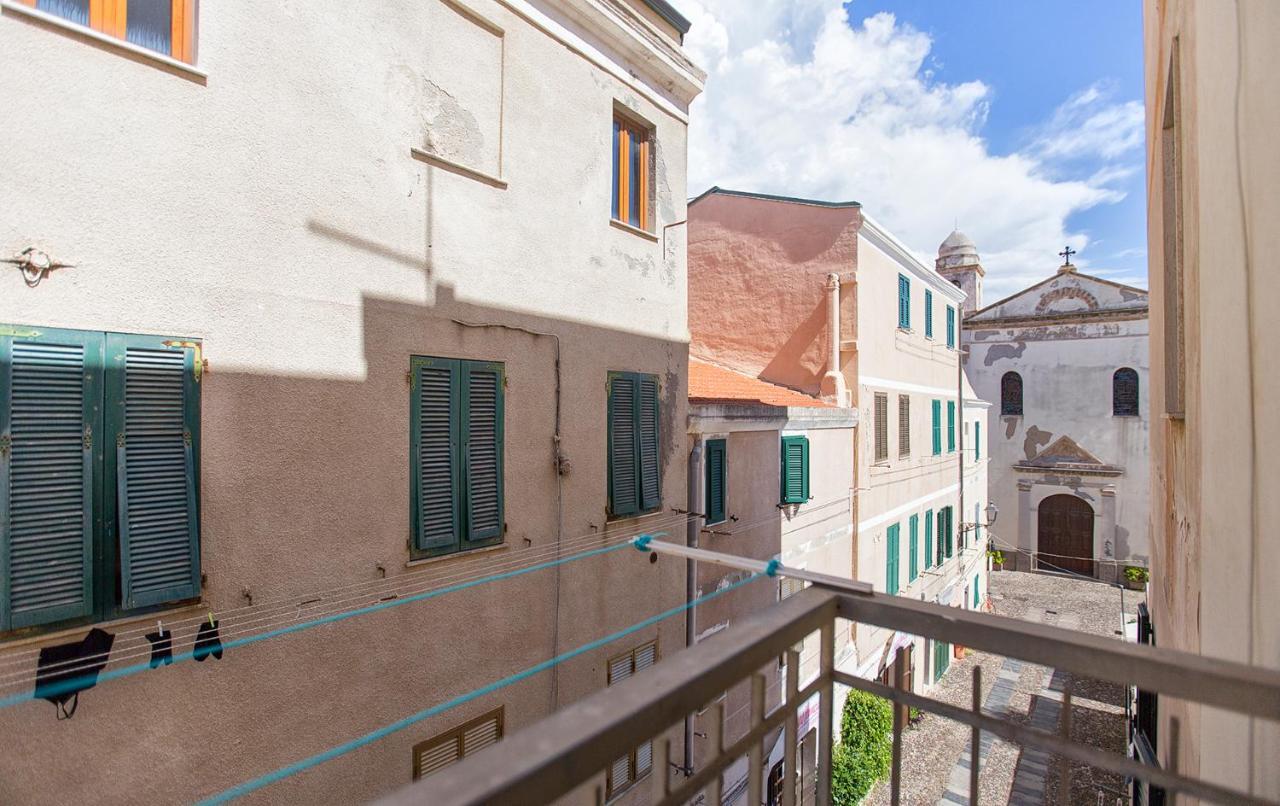 Alghero P.Umberto Old Town מראה חיצוני תמונה